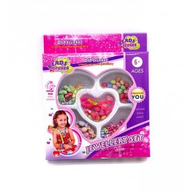 Gyöngyfűző szett dobozban - 48856